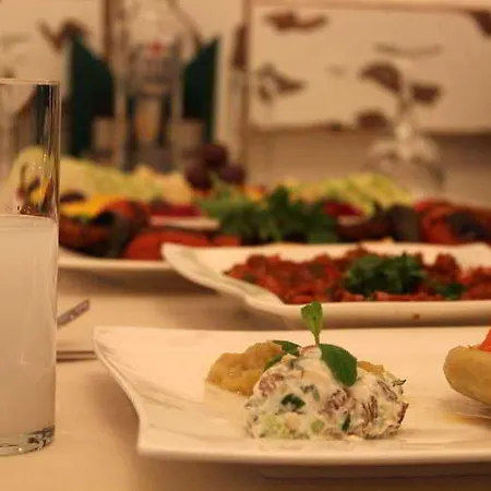 Grand Palmiye Hotell 2*
